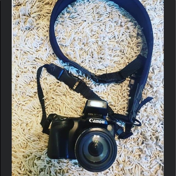 Cannon power shot camera - Picture 1 of 2